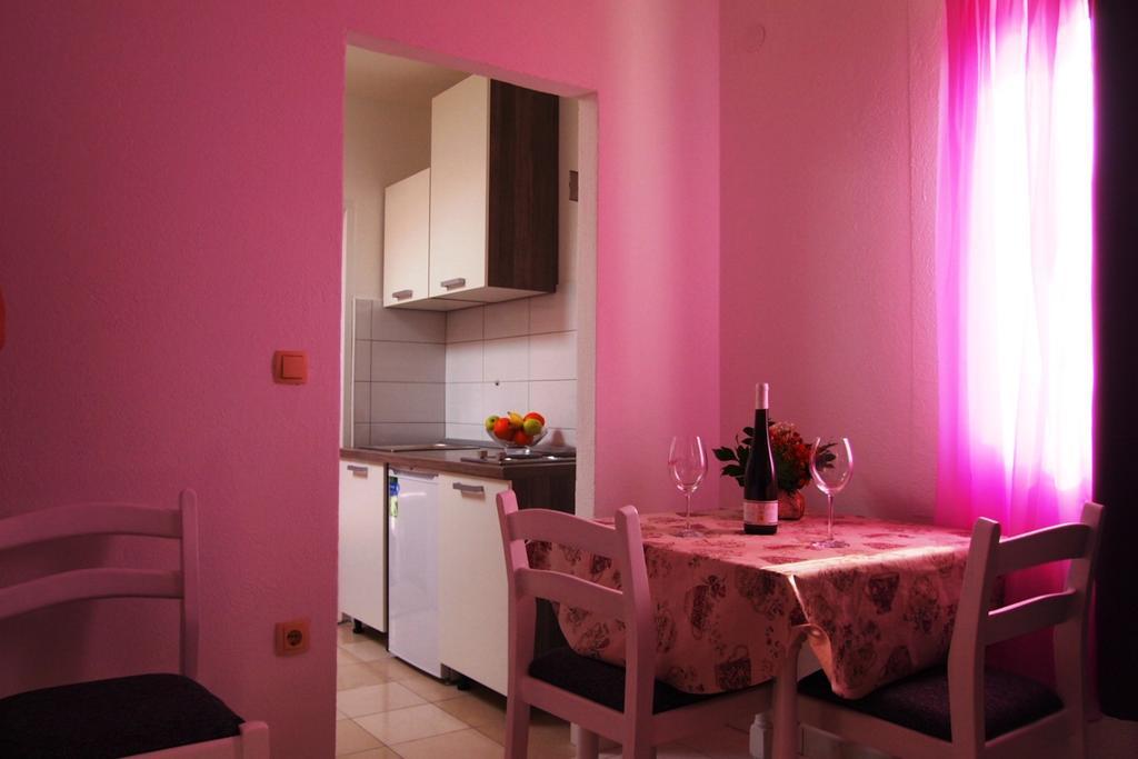 Apartment Old Town Makarska Phòng bức ảnh
